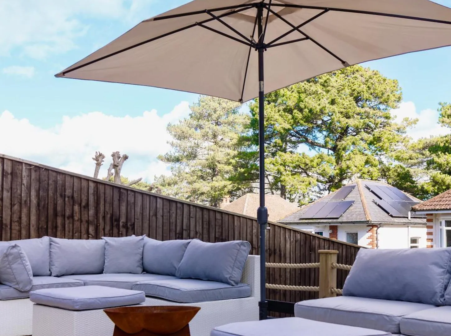 Le Chic Retreat - Bournemouth Villa Holiday home